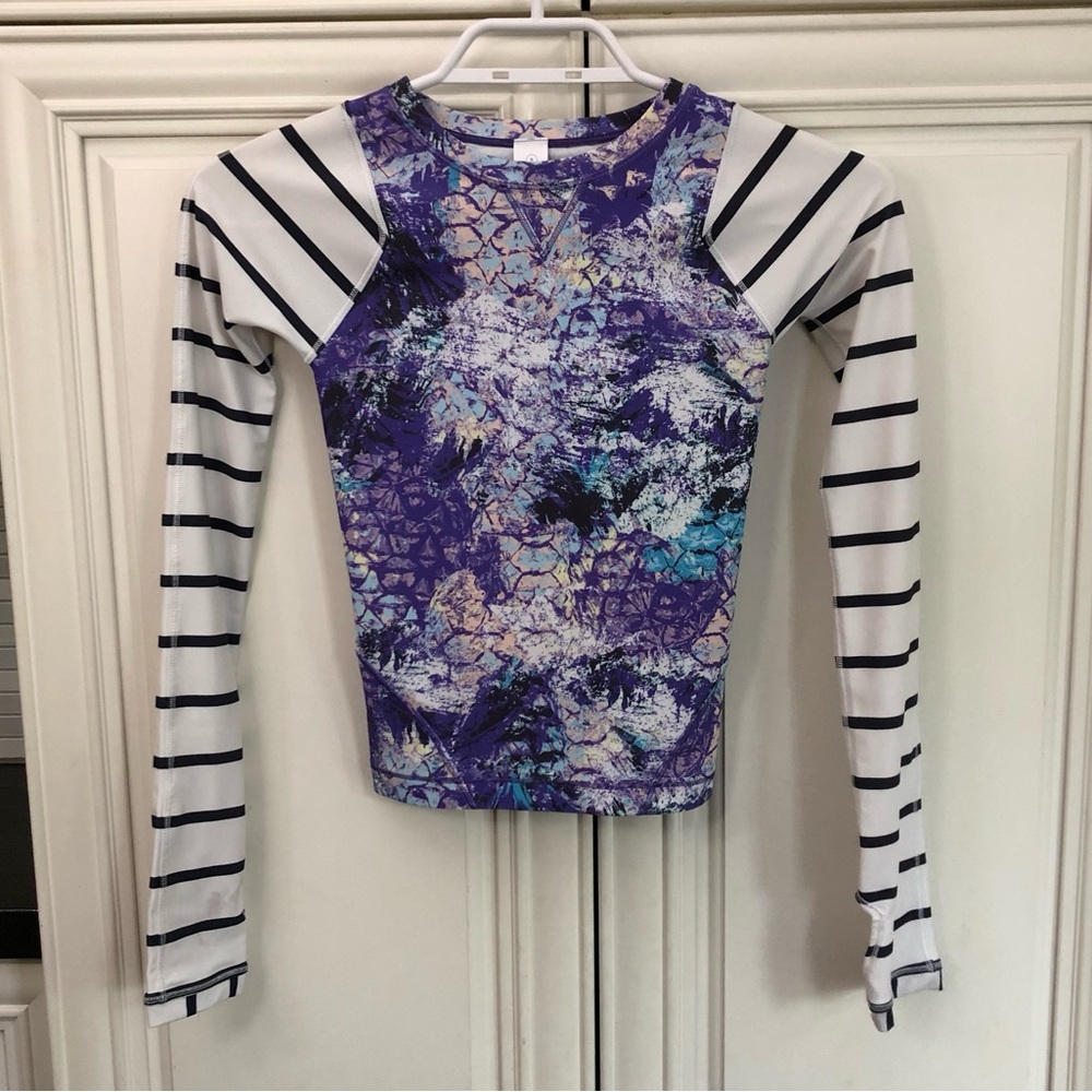 RARE Ivivva by Lululemon girl’s rashguard 🍋